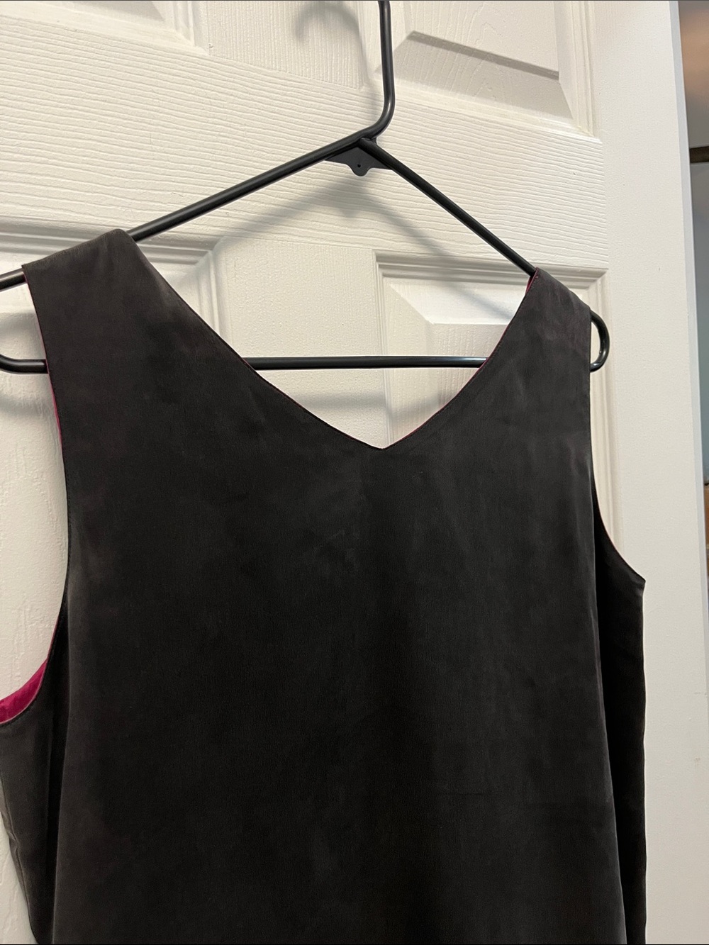 Reversible V-Neck Satin Camisole in pink and black - Picture 7 of 12